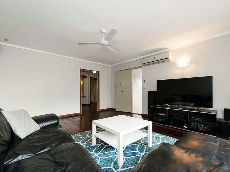 Photo - 25 Davenport Road, Booragoon WA 6154 - Image 11