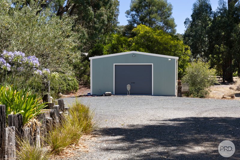 Photo - 25 De Regt Drive, Creswick VIC 3363 - Image 20