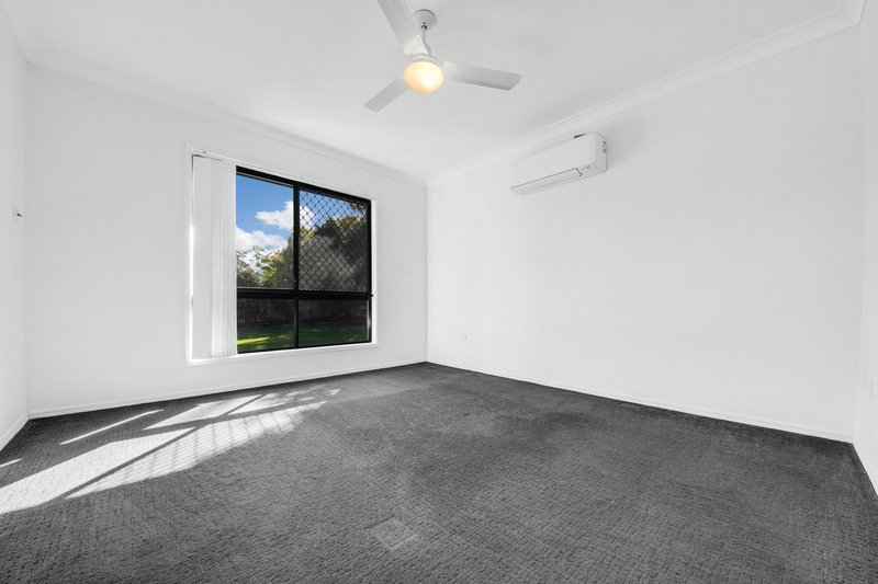 Photo - 25 Dean Street, Glen Eden QLD 4680 - Image 6