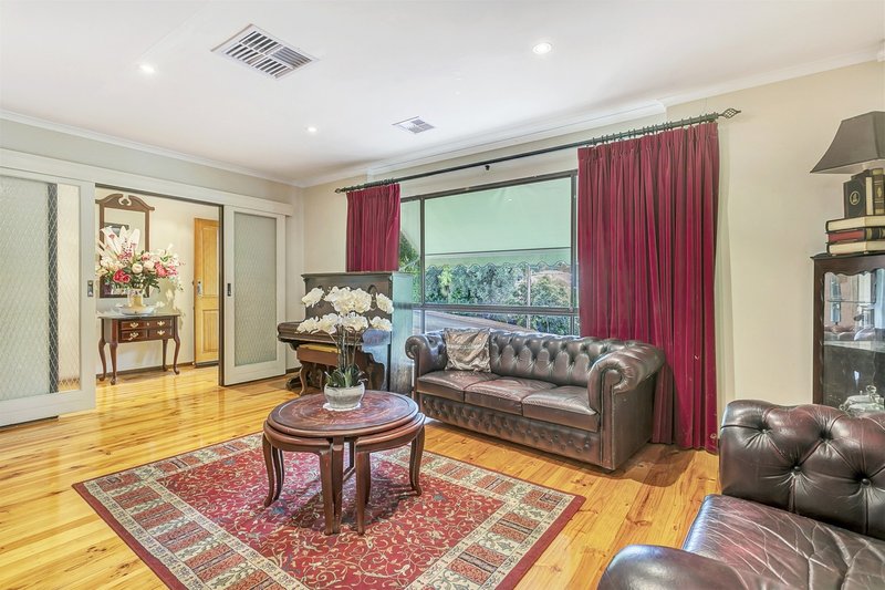 Photo - 25 Deepdene Crescent, O'Halloran Hill SA 5158 - Image 6