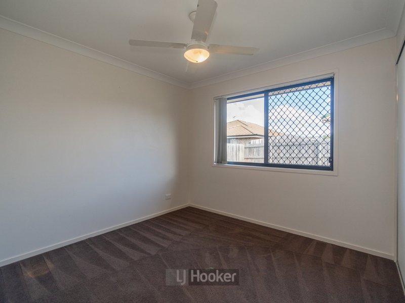 Photo - 25 Delaforce Street, Regents Park QLD 4118 - Image 7