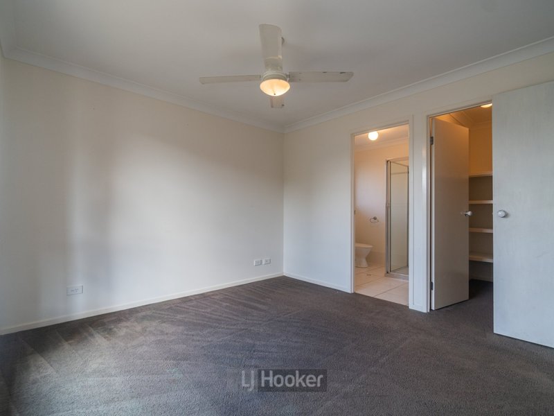 Photo - 25 Delaforce Street, Regents Park QLD 4118 - Image 14