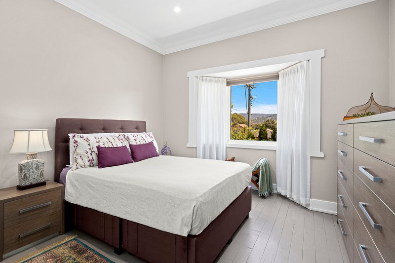 Photo - 25 Dempster Street, West Wollongong NSW 2500 - Image 8