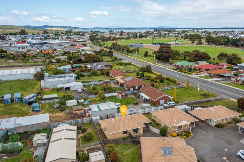 Photo - 2/5 Devenish Drive, Sorell TAS 7172 - Image 4