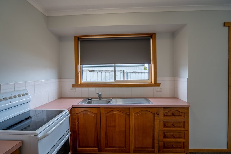 Photo - 2/5 Devenish Drive, Sorell TAS 7172 - Image 11