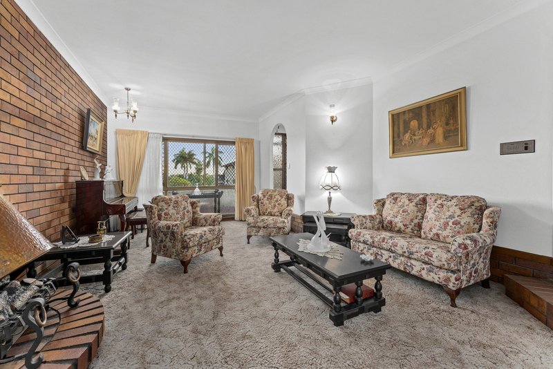 Photo - 25 Devenish Street, Sunnybank QLD 4109 - Image 8