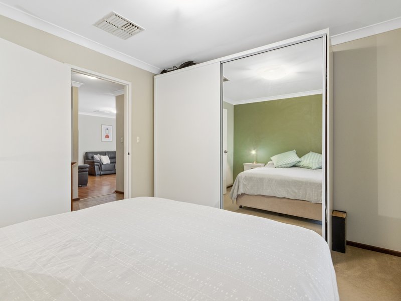 Photo - 25 Dewar Street, Armadale WA 6112 - Image 6