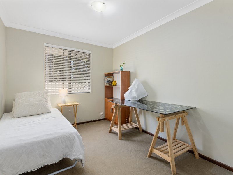 Photo - 25 Dewar Street, Armadale WA 6112 - Image 9