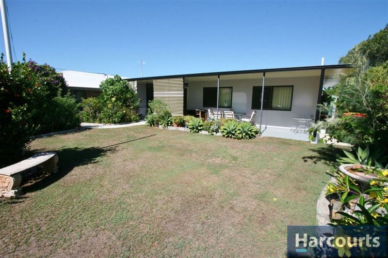 25 Dianthus St , Banksia Beach QLD 4507