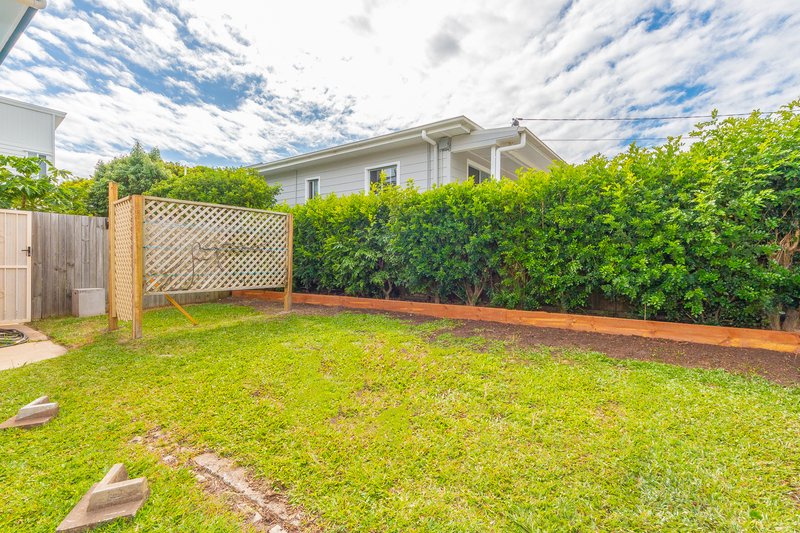 Photo - 25 Dover Road, Margate QLD 4019 - Image 16