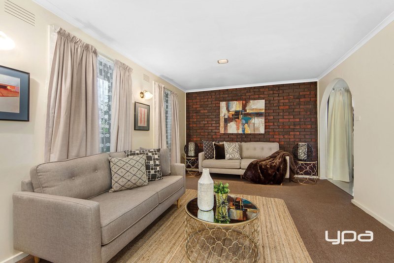 25 Dover Street, Albanvale VIC 3021