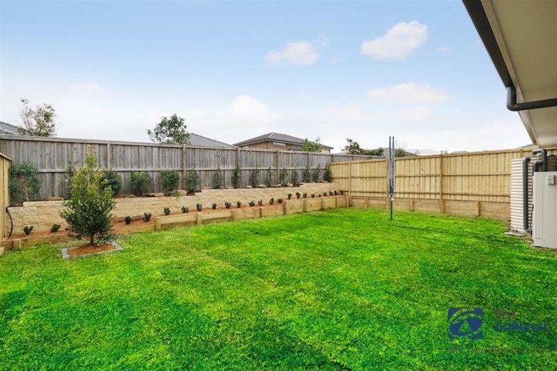 Photo - 25 Downing Way, Gledswood Hills NSW 2557 - Image 10