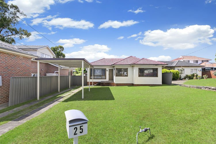 25 Duffy Street, Merrylands NSW 2160