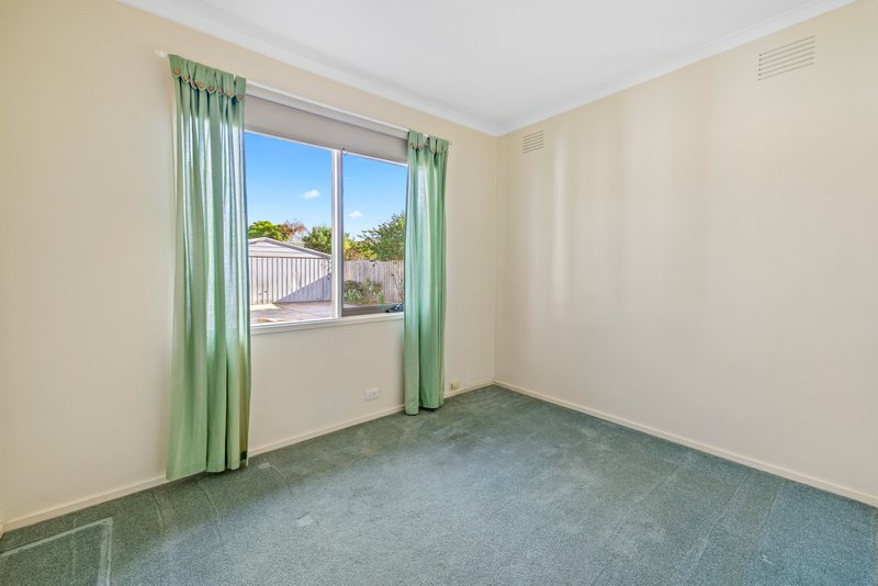 Photo - 25 Duncans Road, Werribee VIC 3030 - Image 5