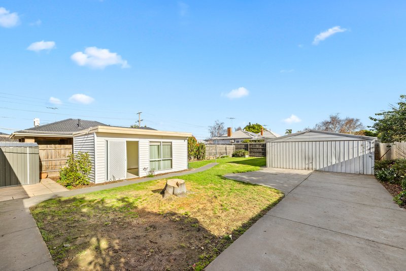 Photo - 25 Duncans Road, Werribee VIC 3030 - Image 9