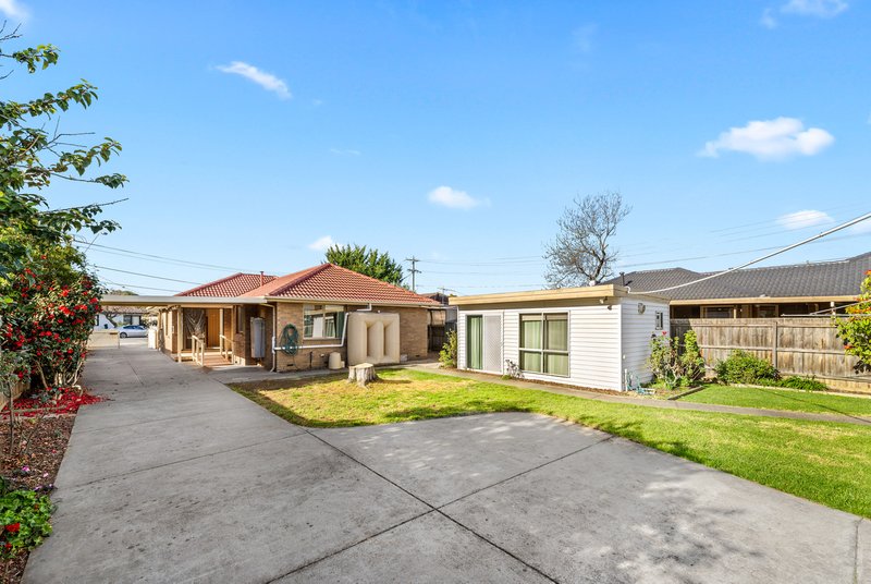 Photo - 25 Duncans Road, Werribee VIC 3030 - Image 10