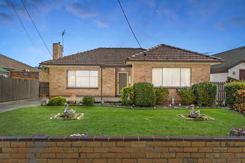 25 Dundee Avenue, Chadstone VIC 3148