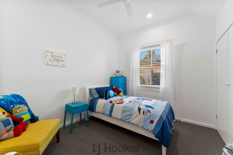 Photo - 25 Earswick Crescent, Buttaba NSW 2283 - Image 16