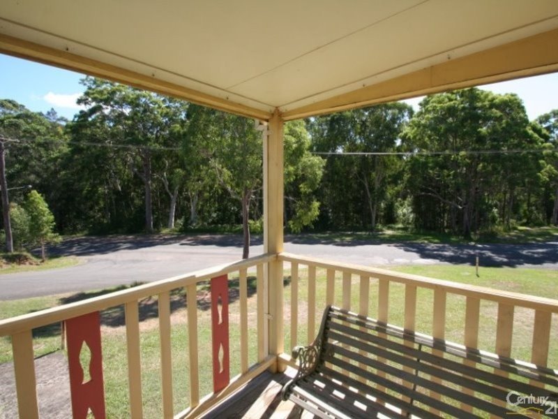 Photo - 25 Earswick Cresent , Buttaba NSW 2283 - Image 8