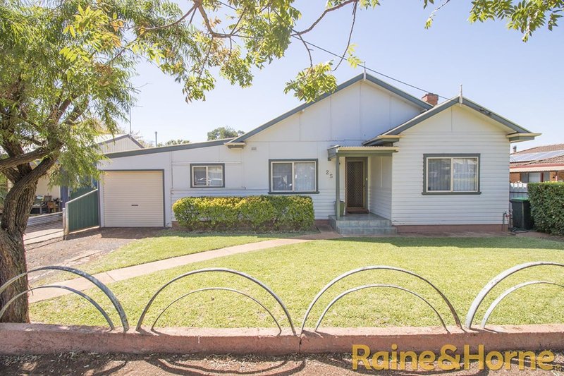 25 East Street, Dubbo NSW 2830