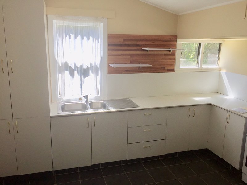 Photo - 25 Edward Street, Beaudesert QLD 4285 - Image 3