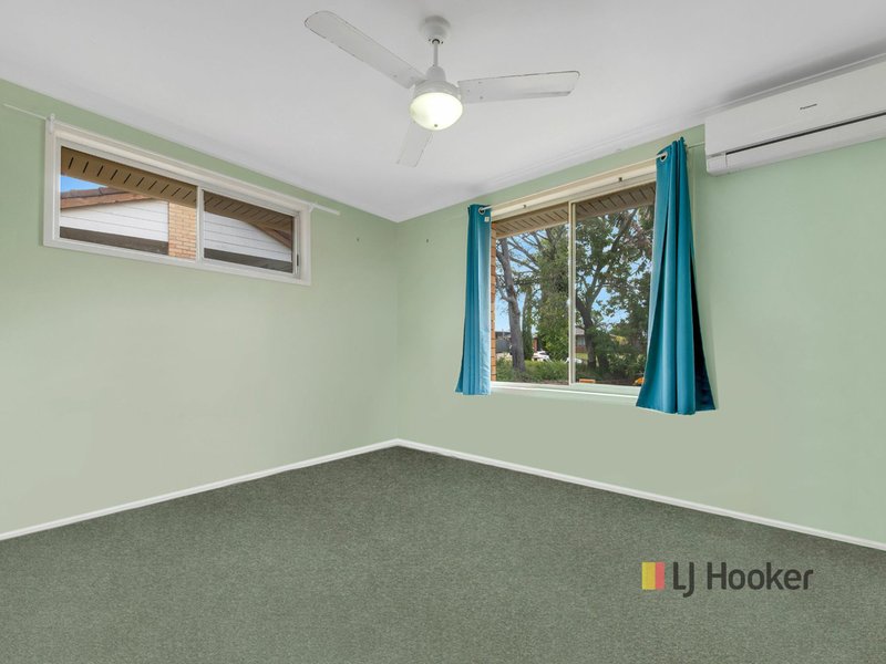 Photo - 25 Edward Street, Boyne Island QLD 4680 - Image 4