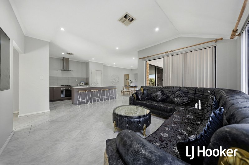 Photo - 25 Elizabeth Street, East Cannington WA 6107 - Image 4