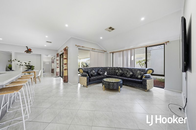 Photo - 25 Elizabeth Street, East Cannington WA 6107 - Image 5