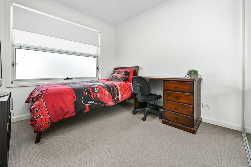 Photo - 25 Ellis Park Avenue, Mulgrave VIC 3170 - Image 10