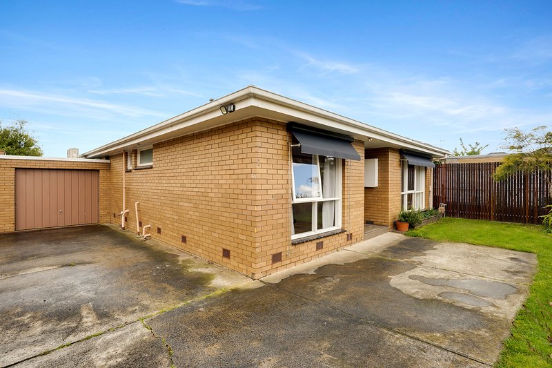 2/5 Ellt Crescent, Noble Park VIC 3174