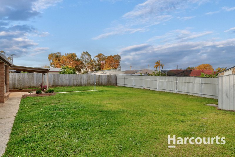 Photo - 25 Emerald Drive, Regents Park QLD 4118 - Image 12