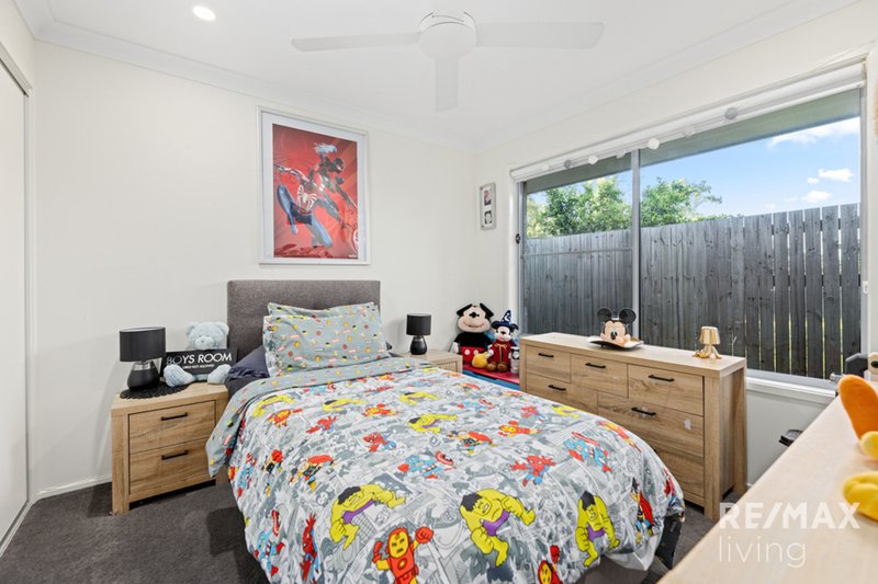 Photo - 25 Emerald Street, Burpengary East QLD 4505 - Image 11