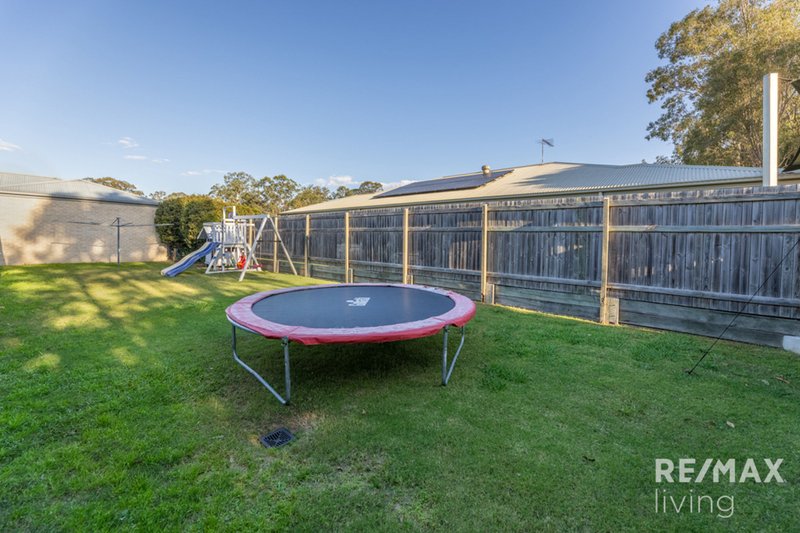 Photo - 25 Emerald Street, Burpengary East QLD 4505 - Image 15