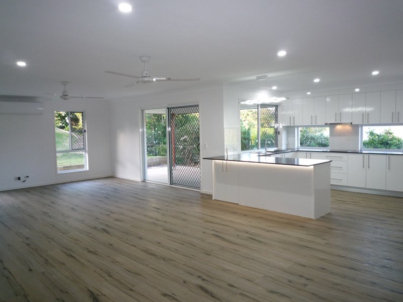 Photo - 25 Emerald Vista Pde , Yandina QLD 4561 - Image 3