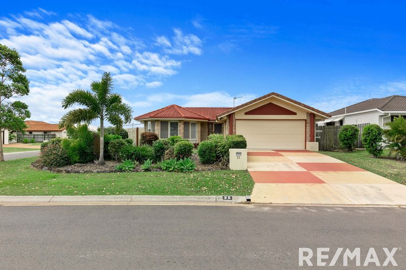 Photo - 25 Endeavour Way, Eli Waters QLD 4655 - Image 2