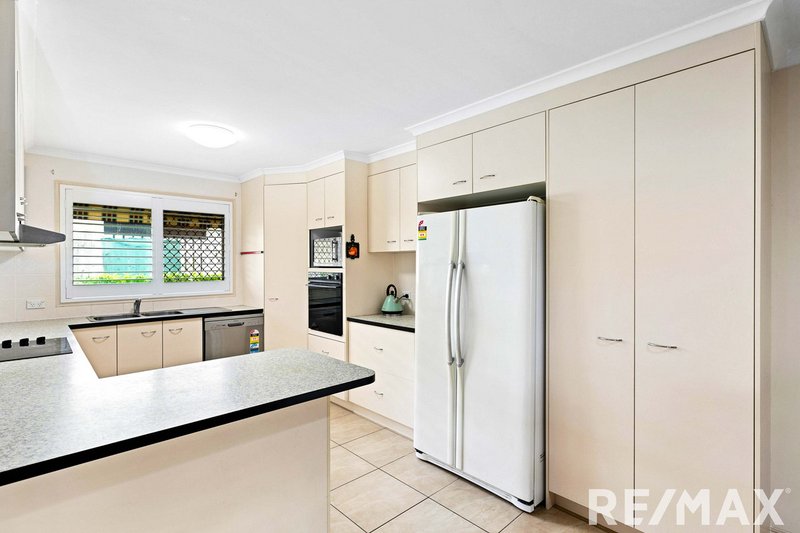 Photo - 25 Endeavour Way, Eli Waters QLD 4655 - Image 5