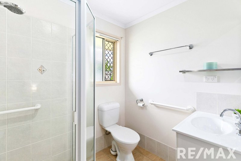 Photo - 25 Endeavour Way, Eli Waters QLD 4655 - Image 8