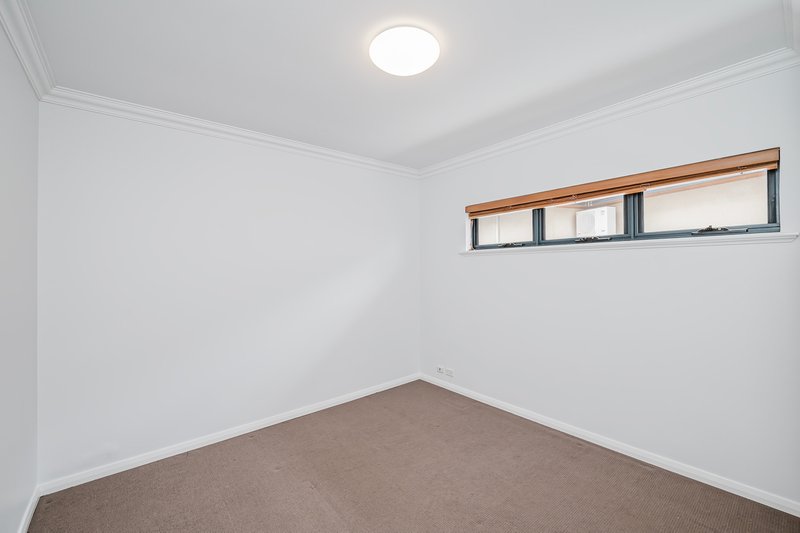 Photo - 25 Eora Creek Terrace, Dianella WA 6059 - Image 18