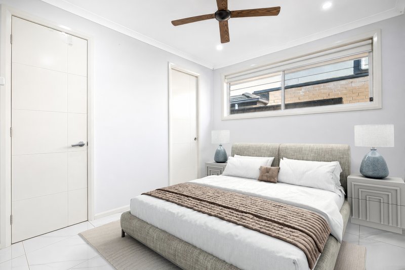 Photo - 25 Equinox Drive, Box Hill NSW 2765 - Image 11