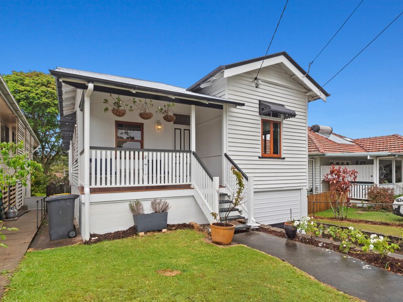 25 Erica Street, Cannon Hill QLD 4170