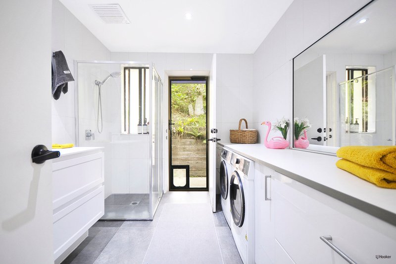 Photo - 25 Esperance Close, Elanora QLD 4221 - Image 11