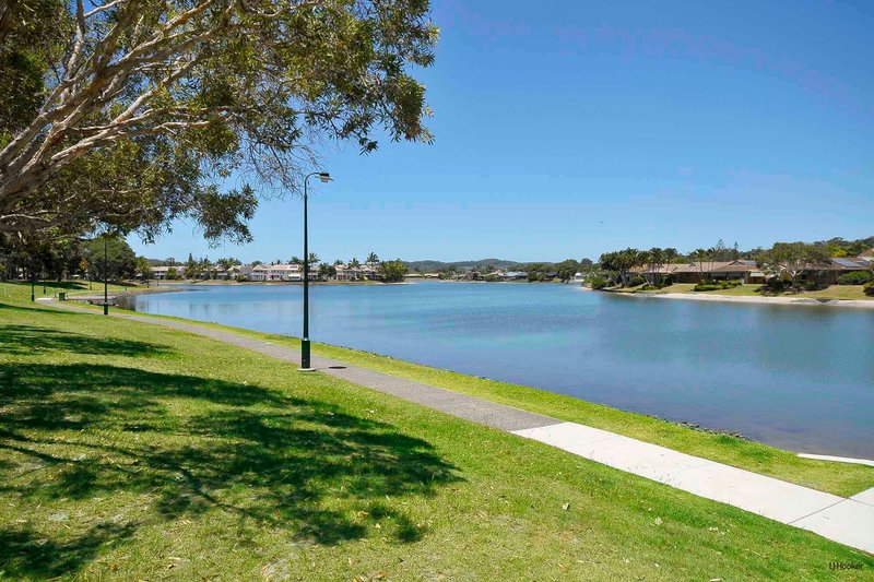 Photo - 25 Esperance Close, Elanora QLD 4221 - Image 22