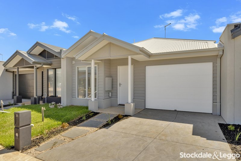 Photo - 25 Etna Road, Truganina VIC 3029 - Image 2