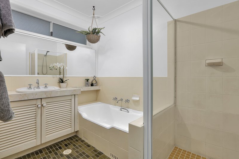 Photo - 25 Exmouth Road, Kanahooka NSW 2530 - Image 6