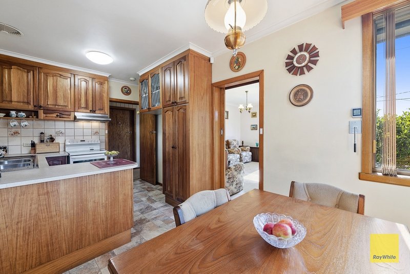 Photo - 25 Fairy Street, Bell Post Hill VIC 3215 - Image 4