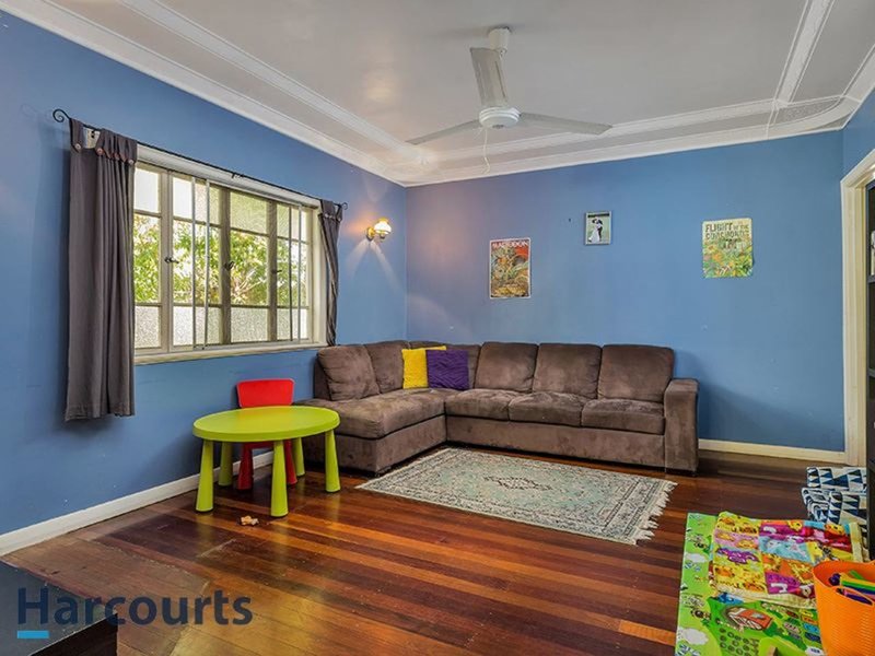 Photo - 25 Fallon Street, Everton Park QLD 4053 - Image 3