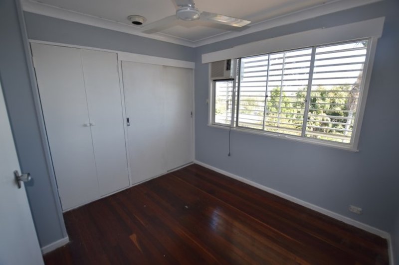 Photo - 25 Far Street, West Gladstone QLD 4680 - Image 10