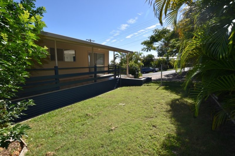 Photo - 25 Far Street, West Gladstone QLD 4680 - Image 16