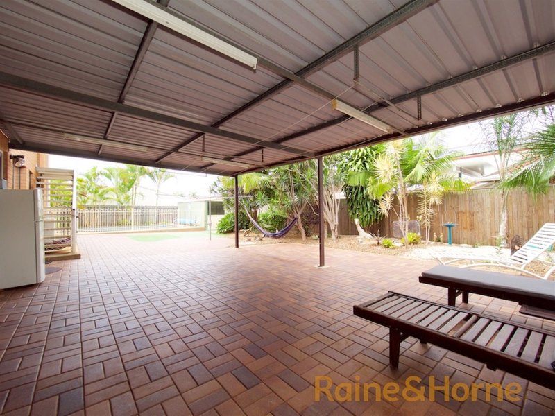 Photo - 25 Faringdon Street, Robertson QLD 4109 - Image 7