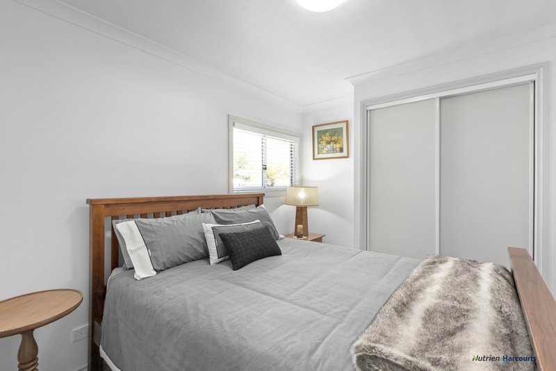 Photo - 25 Fifth Street, Eildon VIC 3713 - Image 9